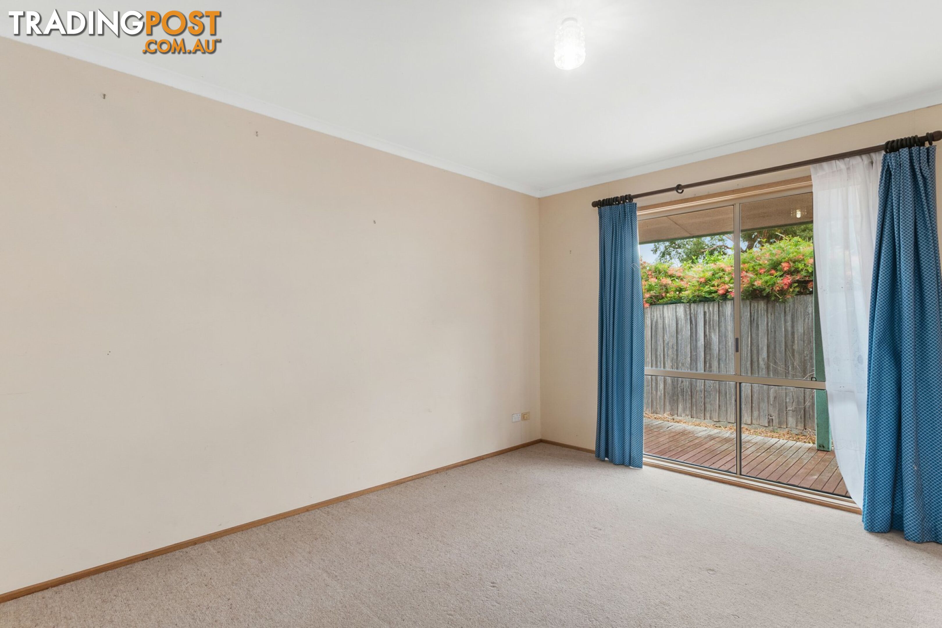 2 Tanjil Court WILLOW GROVE VIC 3825