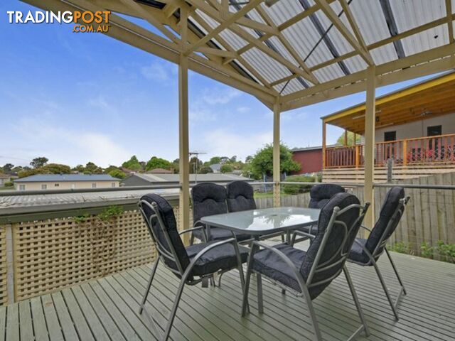 60 Shanahan Parade NEWBOROUGH VIC 3825