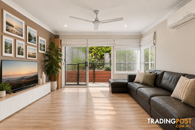 18 Sirett Street RUNCORN QLD 4113 - photo 2 of 25