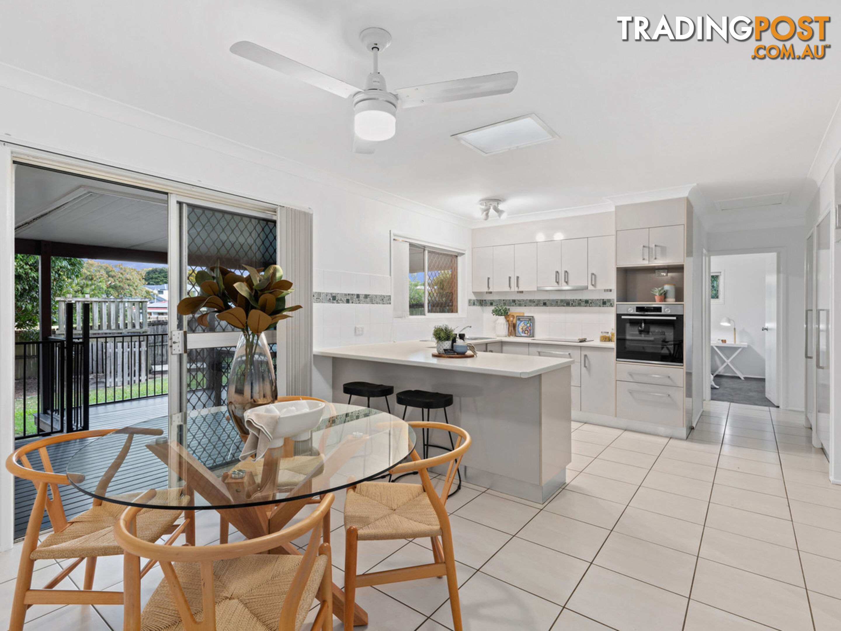 25 Honeysuckle Street MANSFIELD QLD 4122