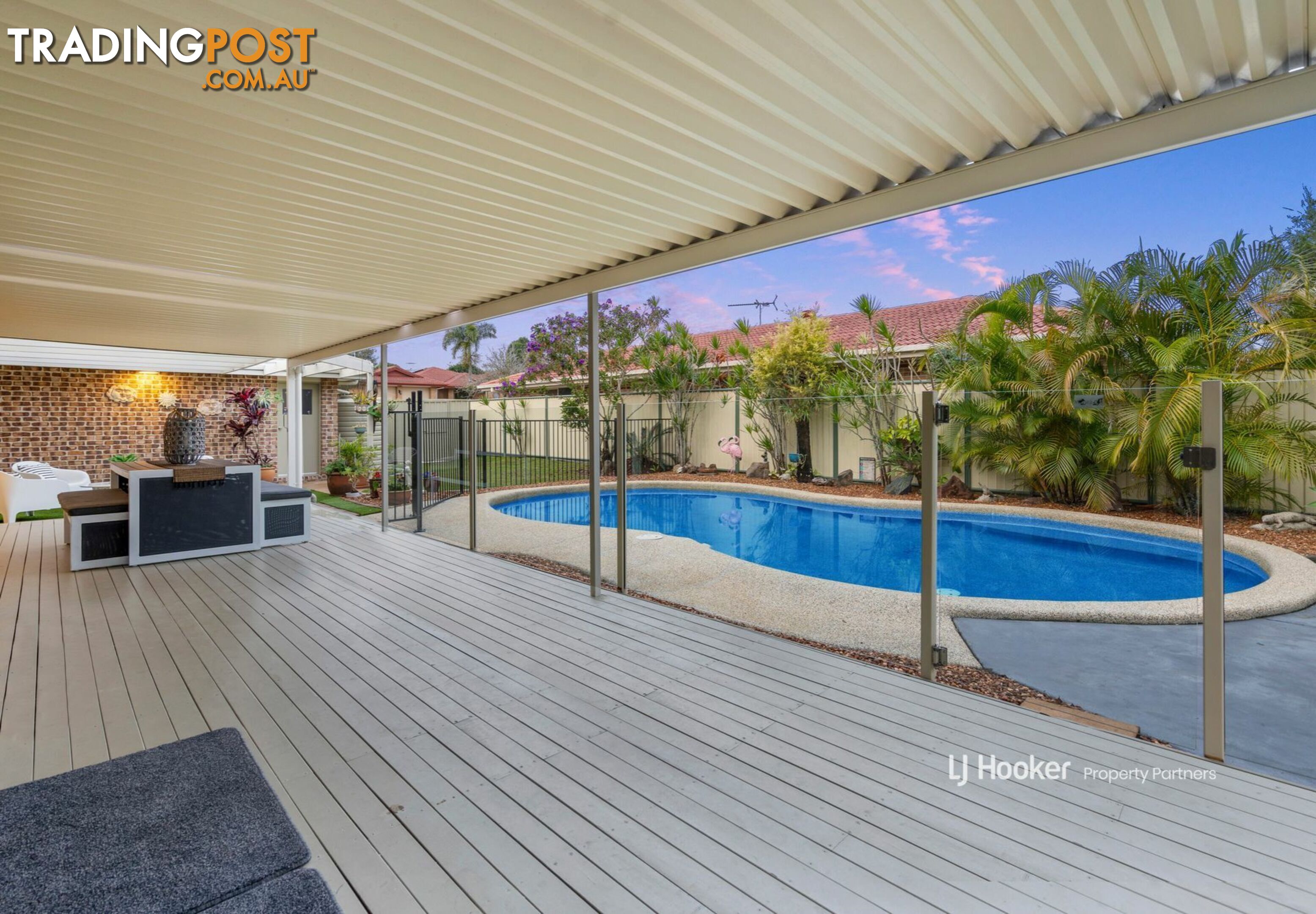 52 Swan Lake Crescent CALAMVALE QLD 4116