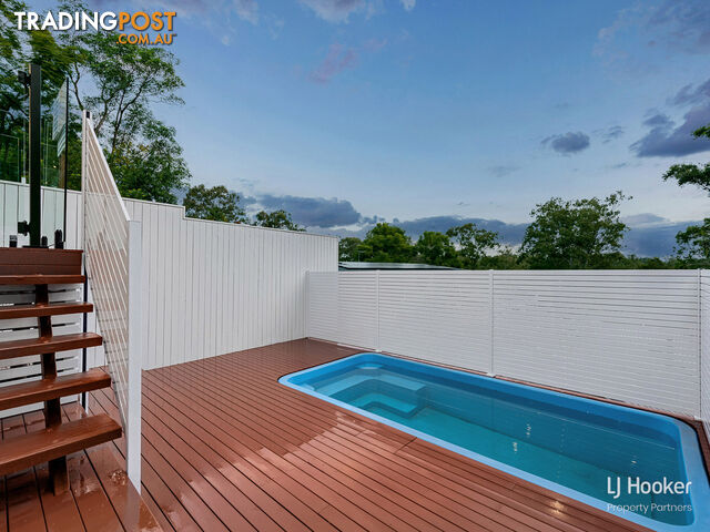 51 Hawken Drive ST LUCIA QLD 4067