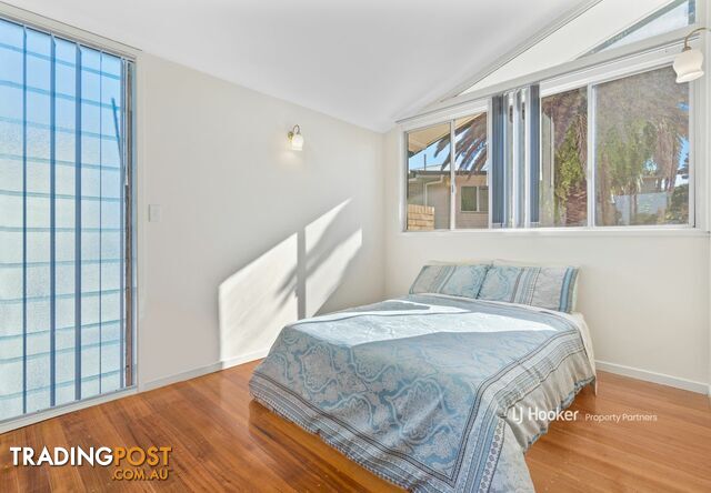 11 Marla Street ROBERTSON QLD 4109