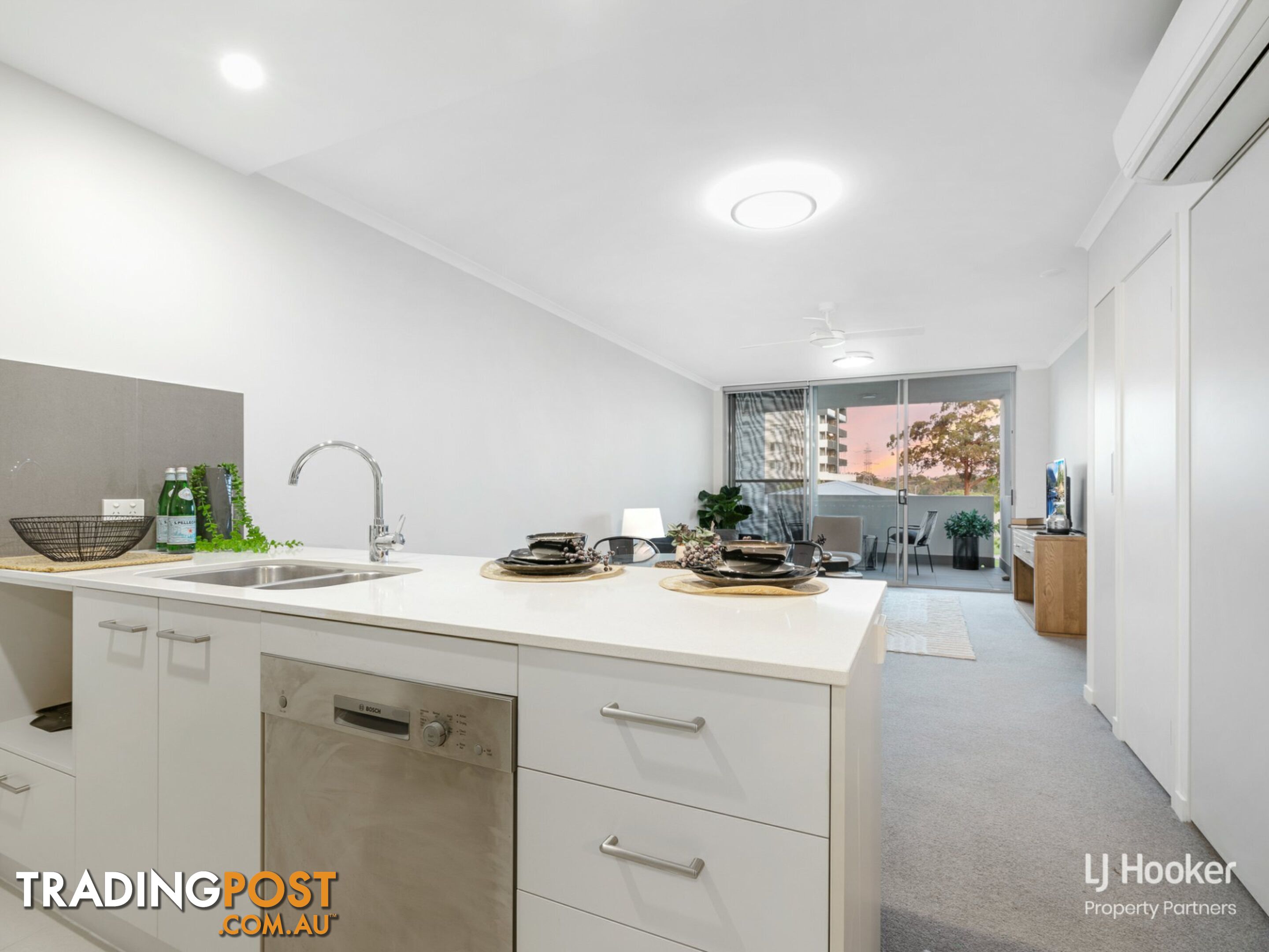 172/54 Slobodian Avenue EIGHT MILE PLAINS QLD 4113