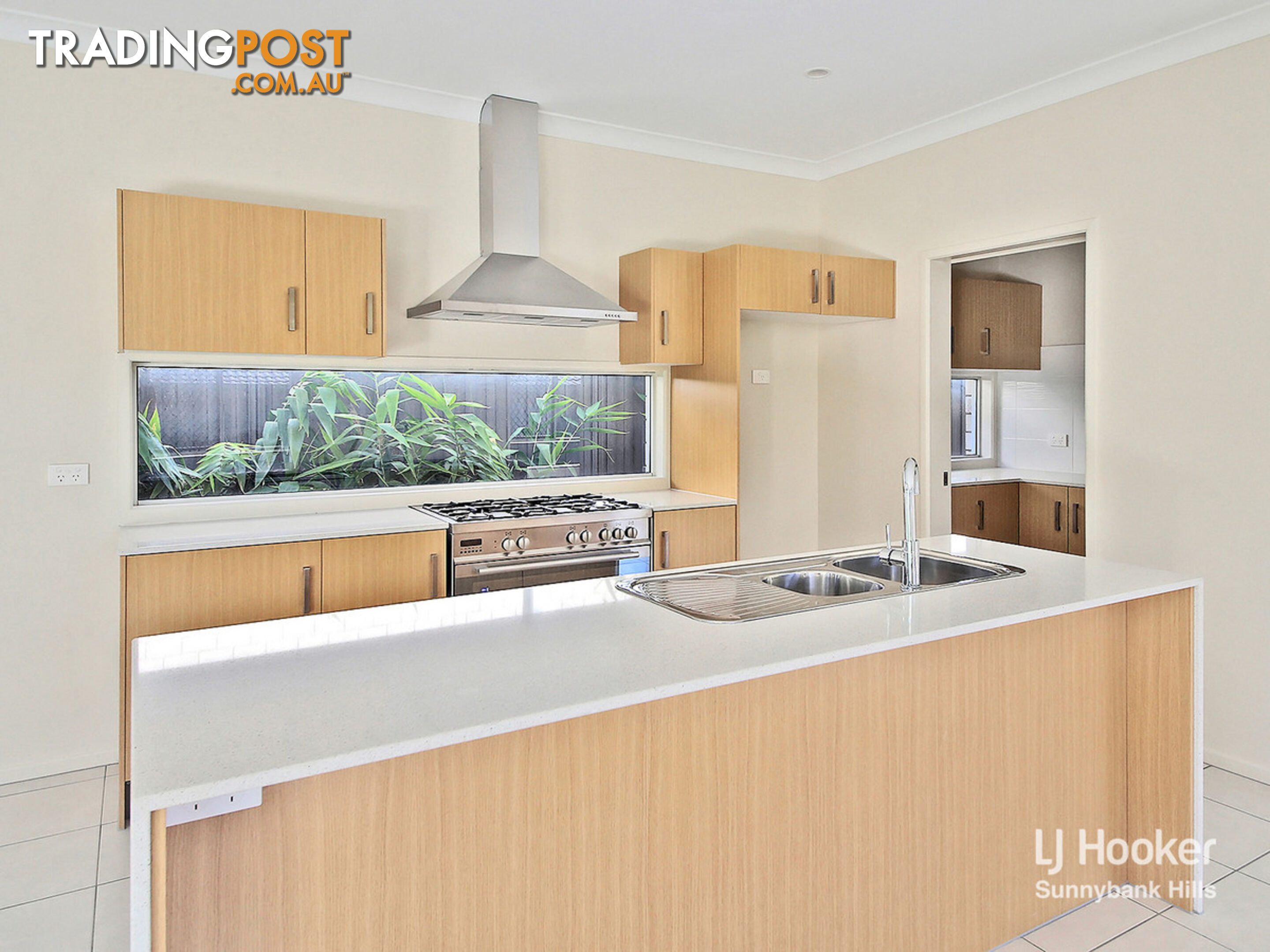 16 Chester Road EIGHT MILE PLAINS QLD 4113