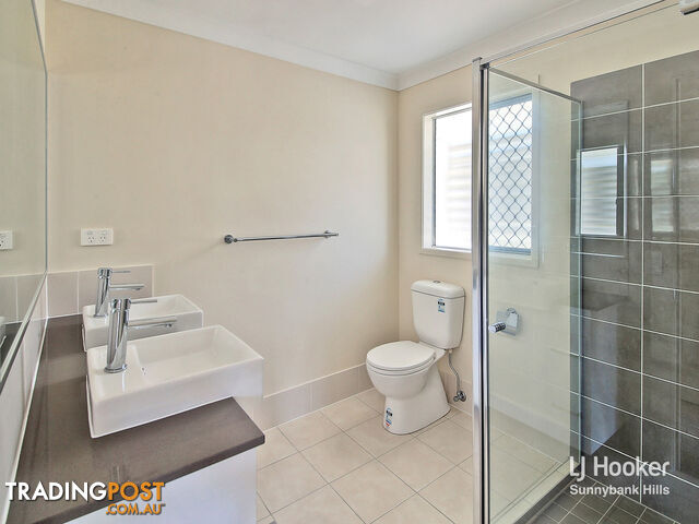 16 Chester Road EIGHT MILE PLAINS QLD 4113