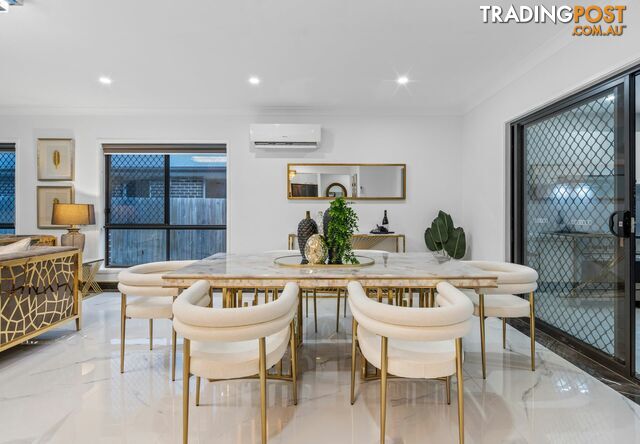 5 Goodwin Close PARK RIDGE QLD 4125 - photo 4 of 19