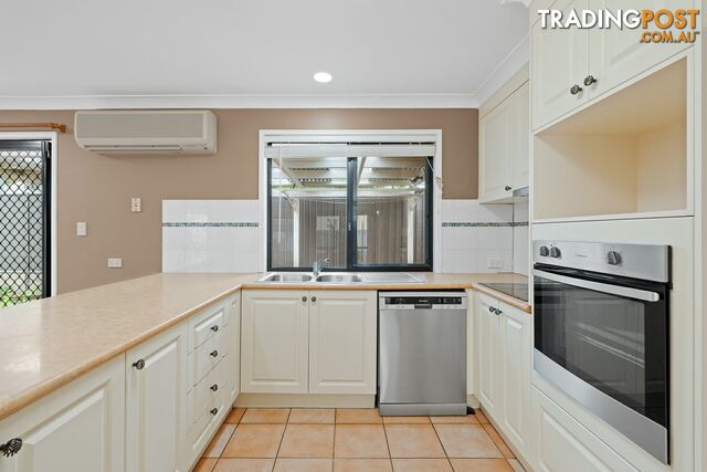 18 Brookland Court MOLENDINAR QLD 4214 - photo 3 of 25