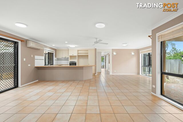 18 Brookland Court MOLENDINAR QLD 4214 - photo 2 of 25