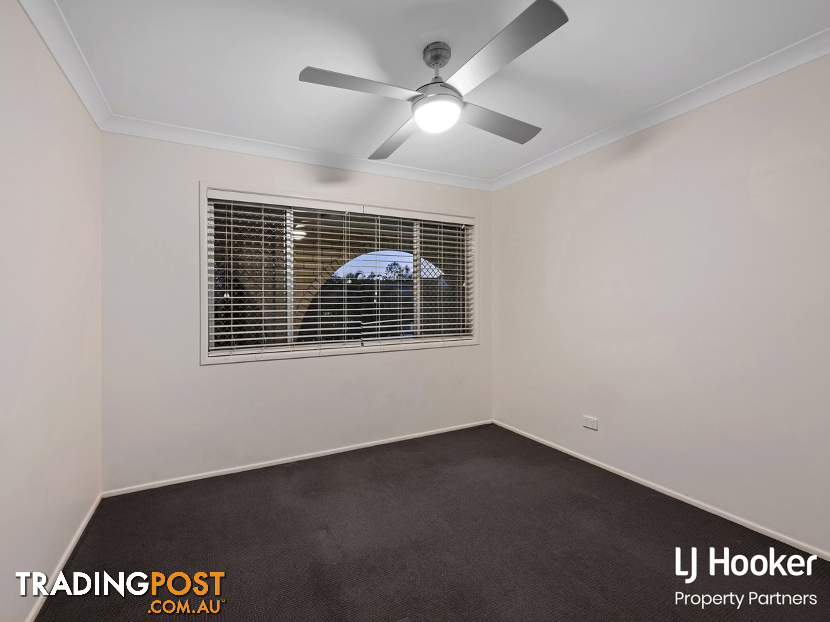 8 Fulton Street WISHART QLD 4122