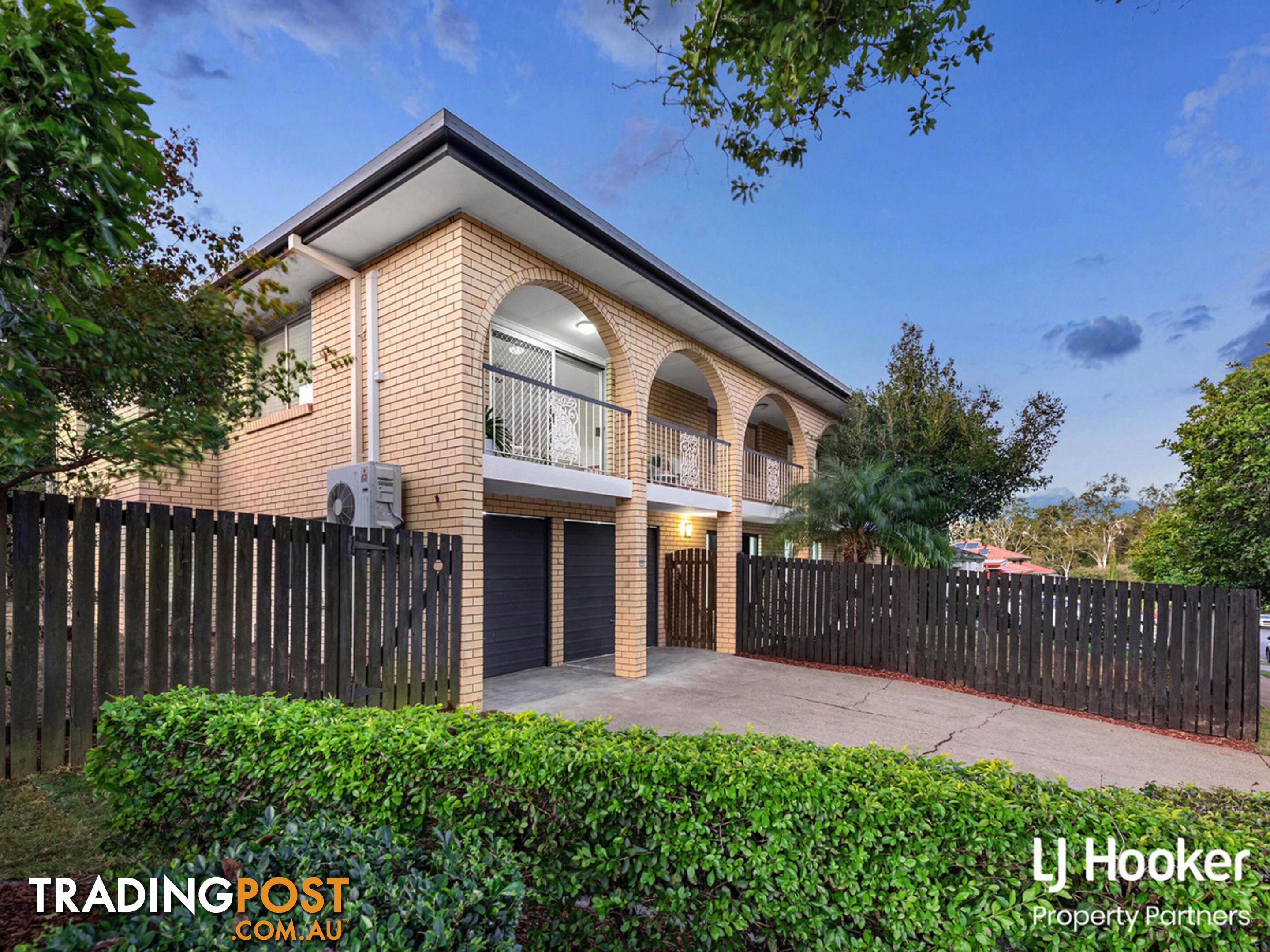 8 Fulton Street WISHART QLD 4122