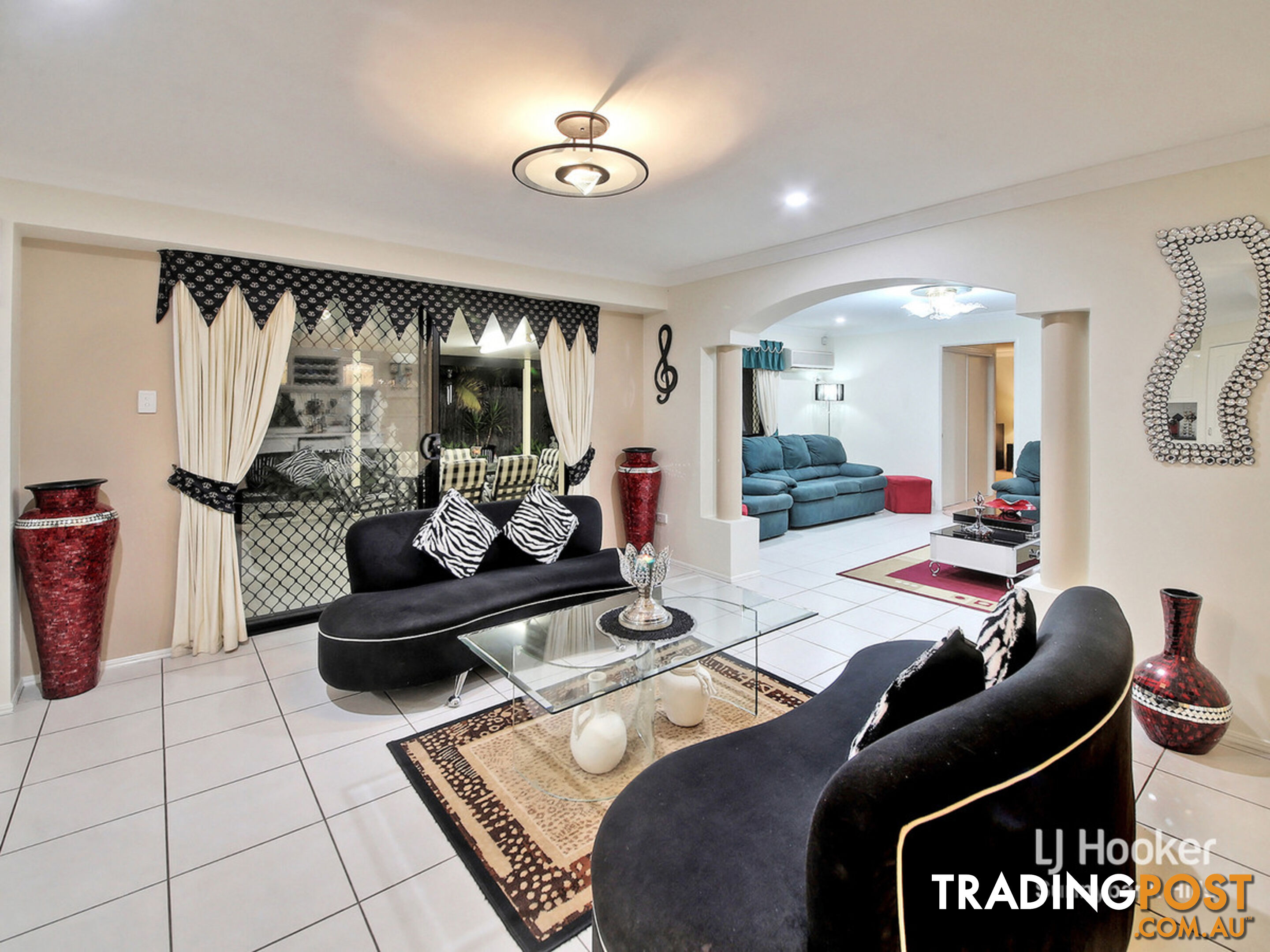 15 Curzon Place SUNNYBANK HILLS QLD 4109