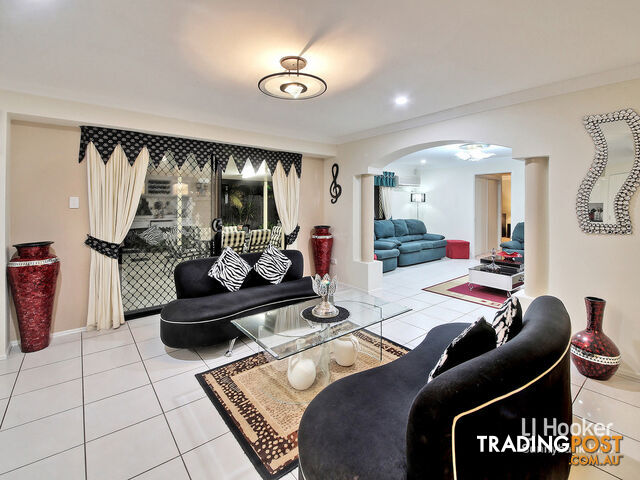 15 Curzon Place SUNNYBANK HILLS QLD 4109