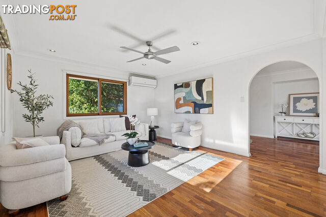 72 Parkroyal Crescent REGENTS PARK QLD 4118