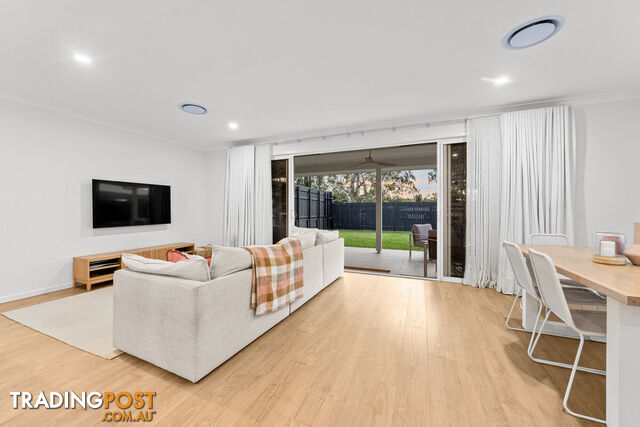 8 Alloway Close PALLARA QLD 4110 - photo 5 of 25