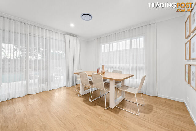 8 Alloway Close PALLARA QLD 4110 - photo 4 of 25