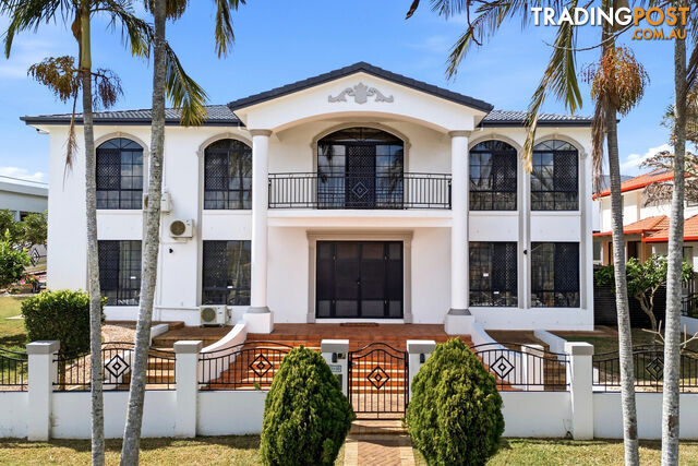 2 Garrawilla Street ROBERTSON QLD 4109