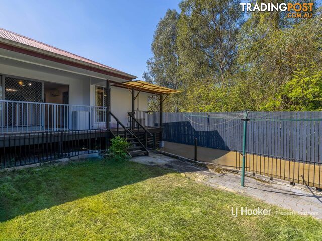 8 Clydesdale Place SUMNER QLD 4074