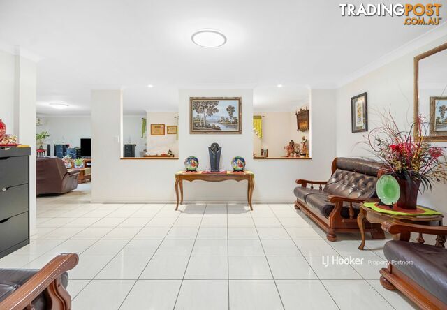 13 Treeline Place DURACK QLD 4077