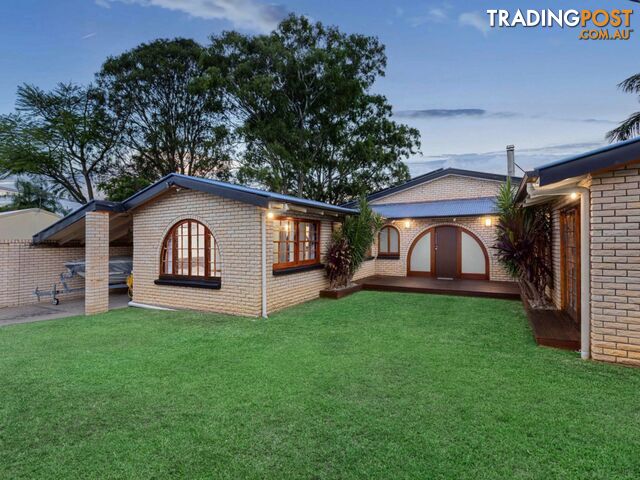 16 Flinders Avenue MOLENDINAR QLD 4214