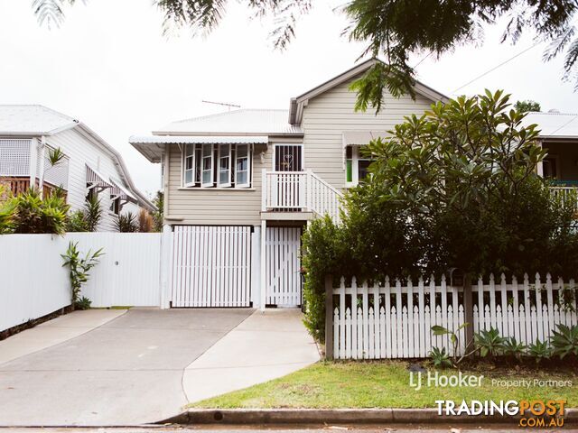 10 Todd Street SHORNCLIFFE QLD 4017