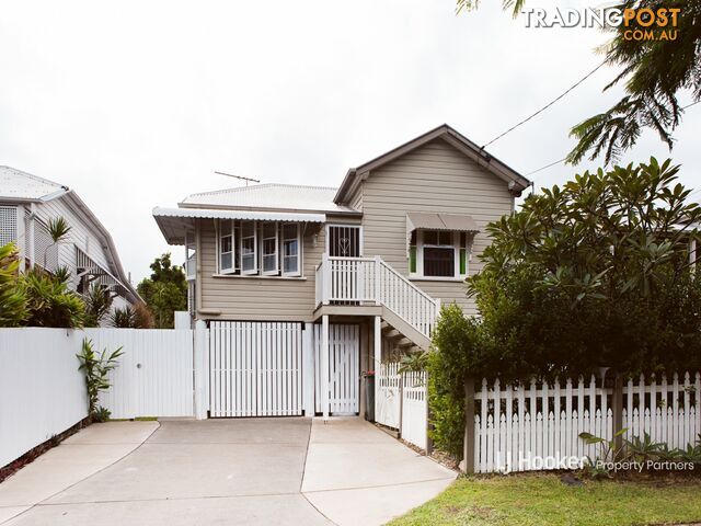 10 Todd Street SHORNCLIFFE QLD 4017