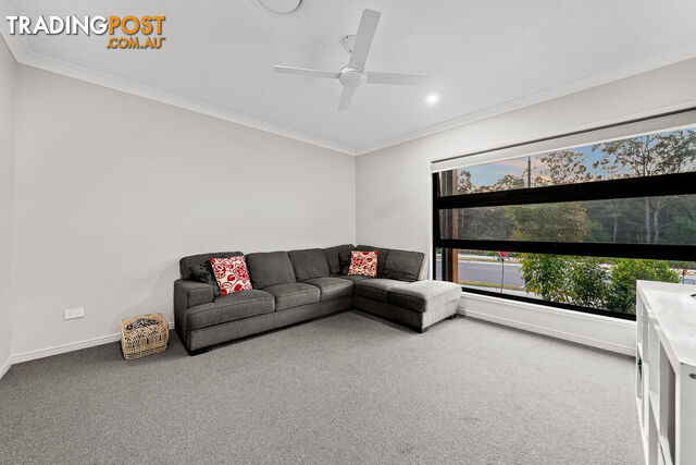 84 Australis Circuit GREENBANK QLD 4124 - photo 5 of 25