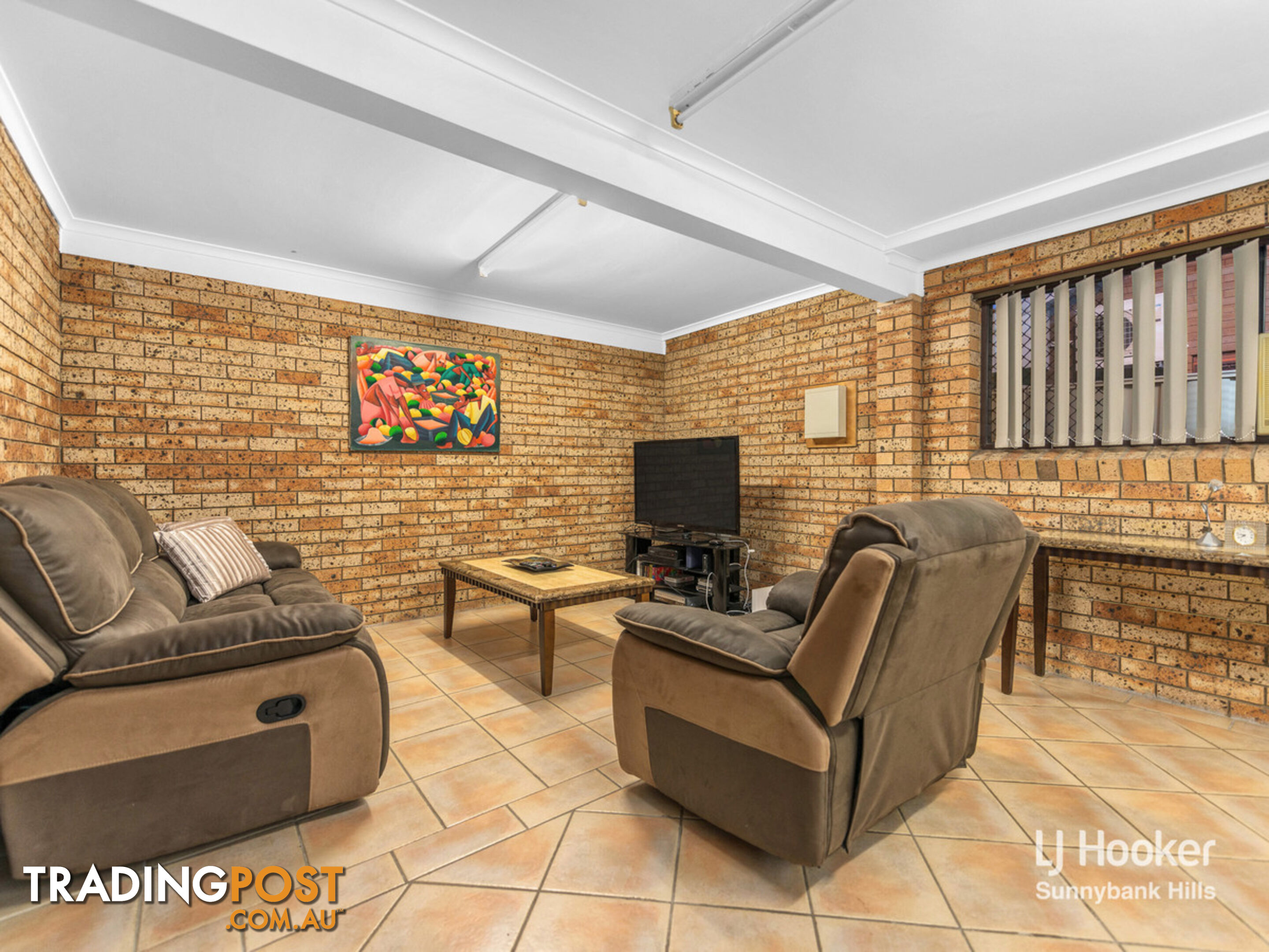 28 Frinton Street WISHART QLD 4122