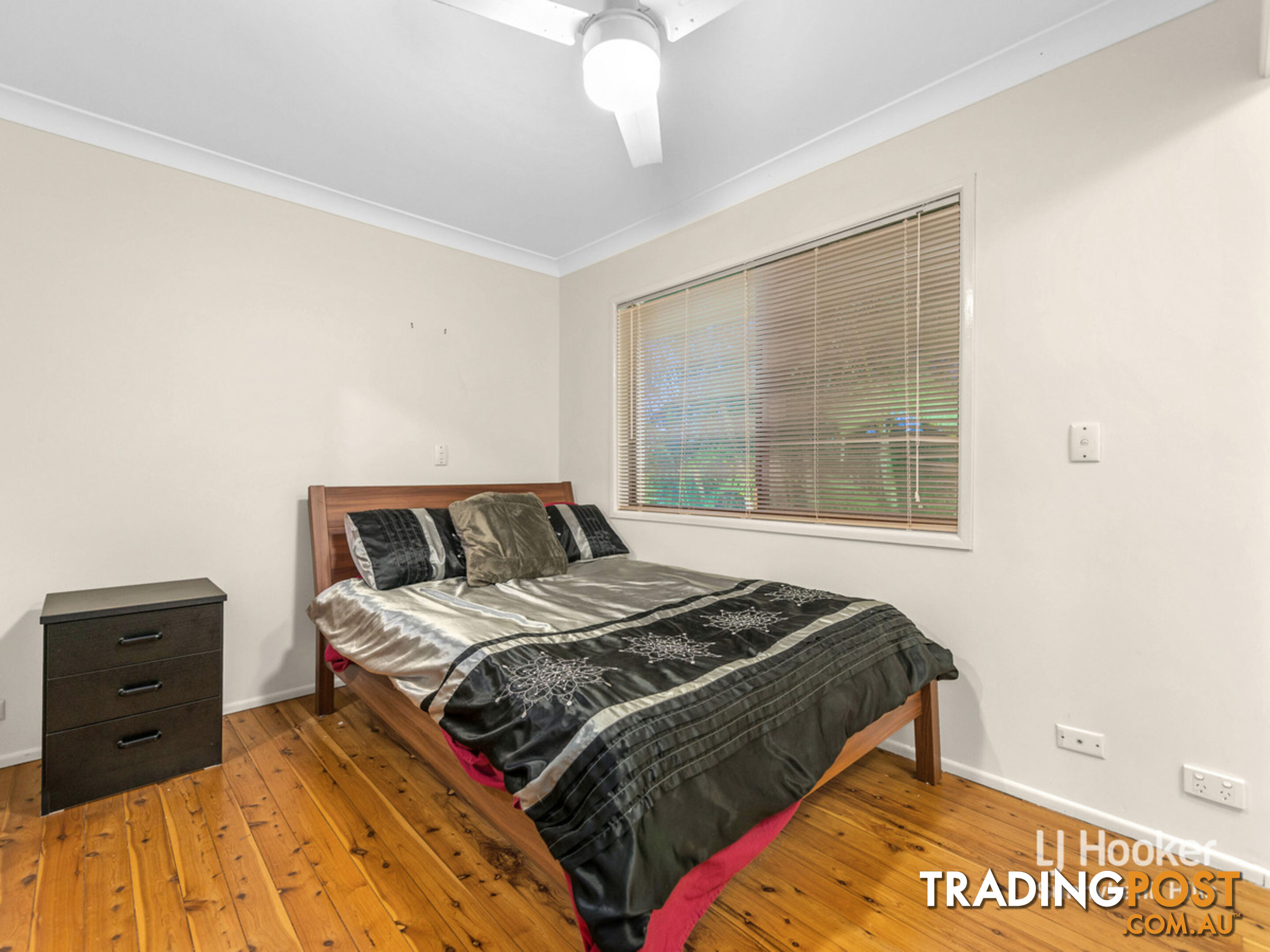 28 Frinton Street WISHART QLD 4122