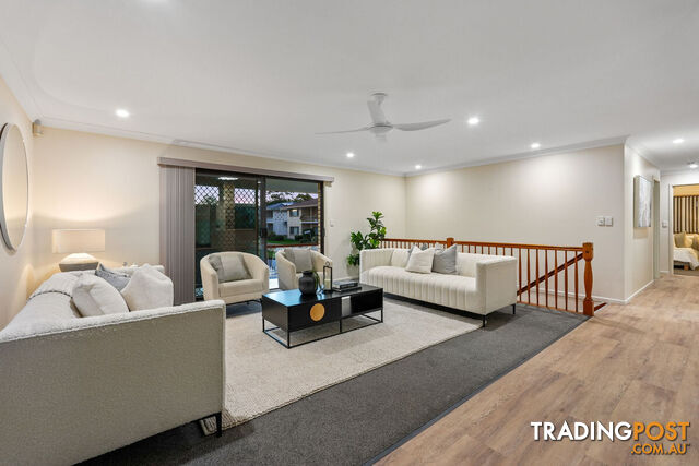 37 Swanfield Street MACGREGOR QLD 4109 - photo 2 of 21