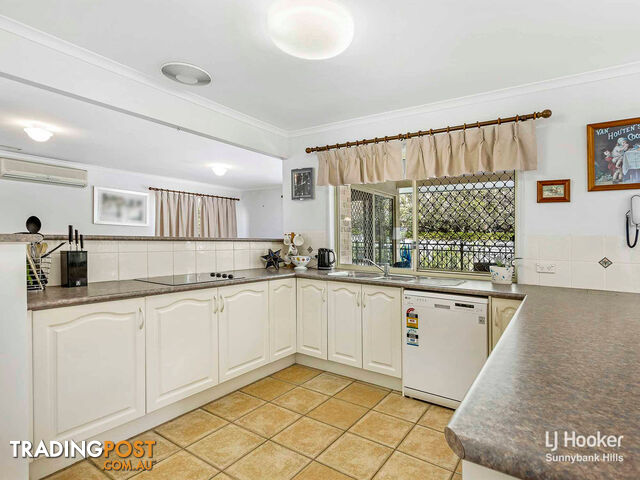 23 Cambridge Place WISHART QLD 4122