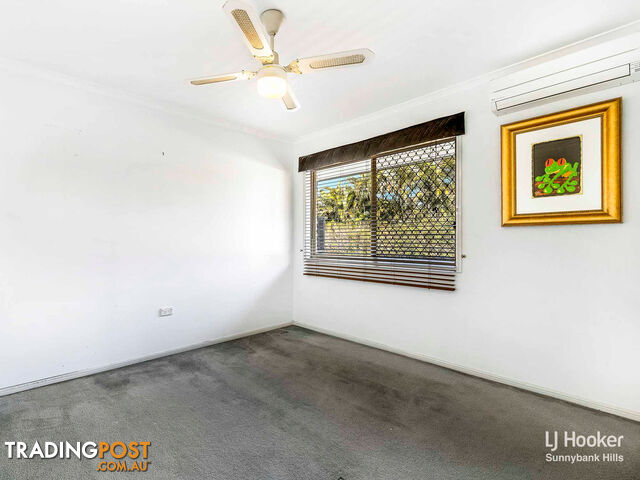 23 Cambridge Place WISHART QLD 4122