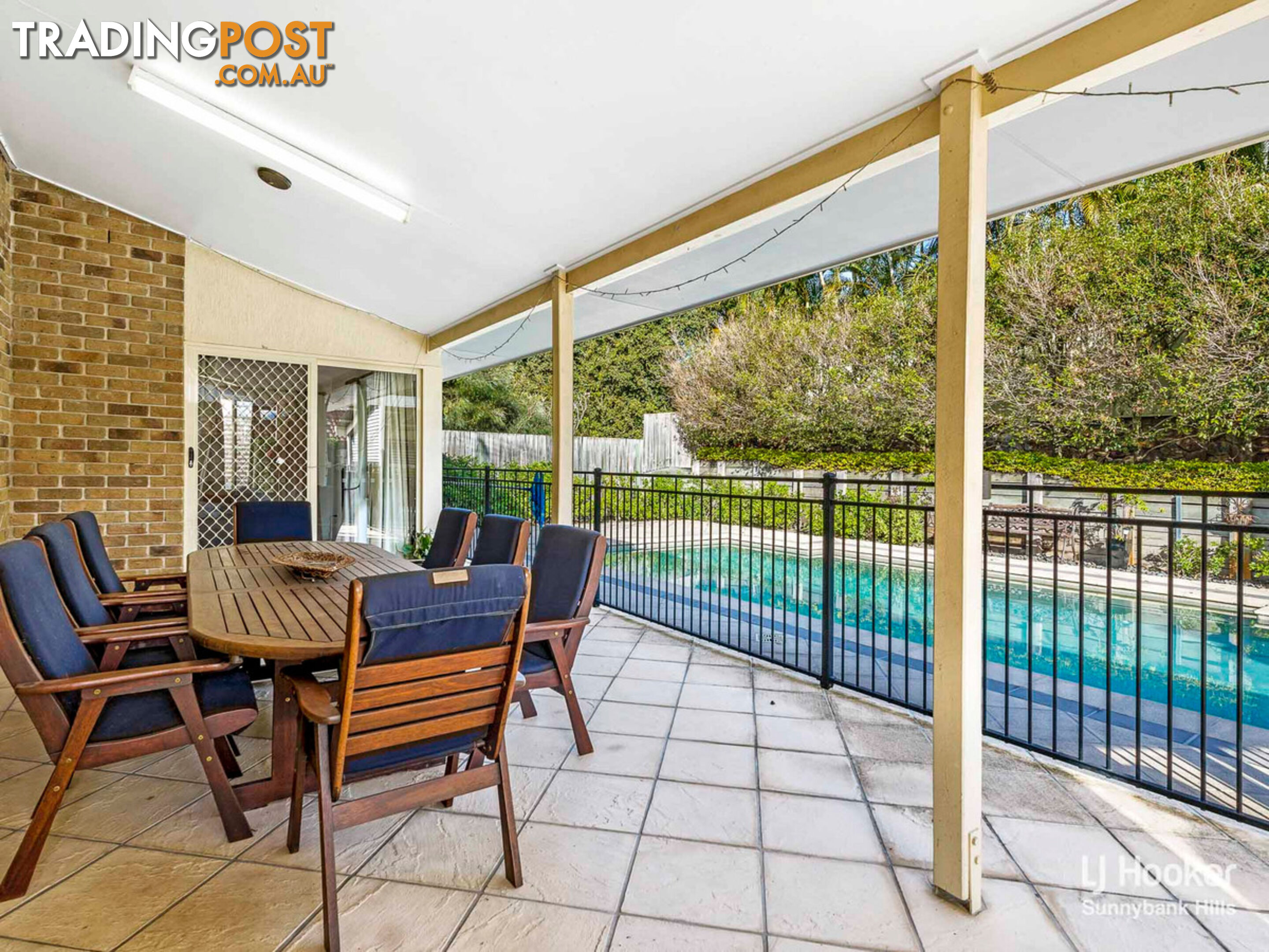 23 Cambridge Place WISHART QLD 4122