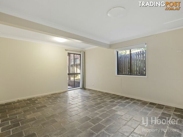 30 Marmindie Street CHAPEL HILL QLD 4069