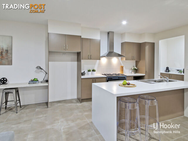 10 Sunshine Place EIGHT MILE PLAINS QLD 4113