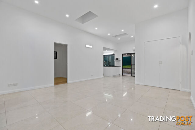 30 Williams Way CALAMVALE QLD 4116 - photo 4 of 24