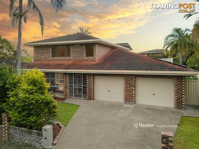 24 Cadogan Street CARINDALE QLD 4152