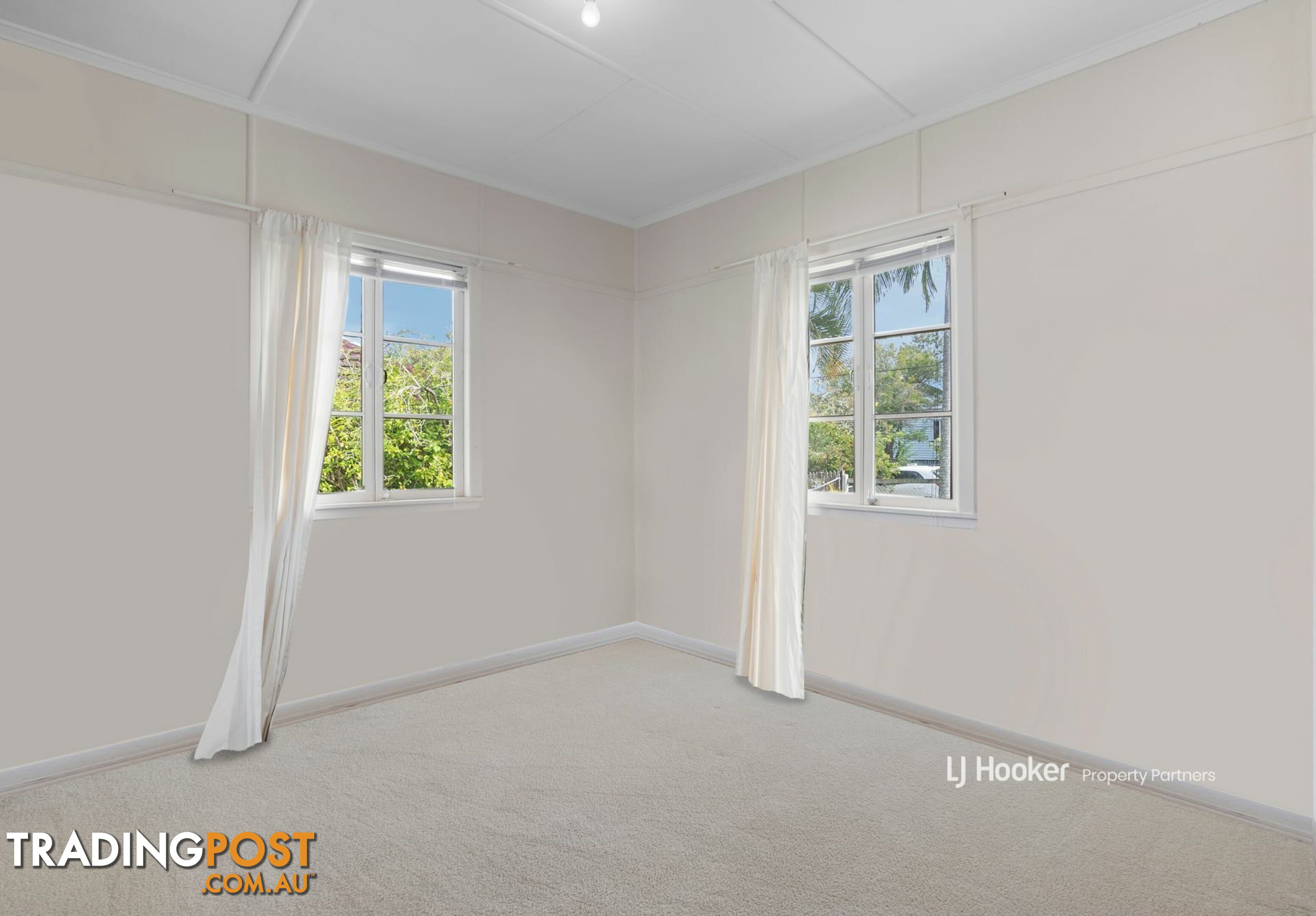 35 Steele Street HOLLAND PARK QLD 4121