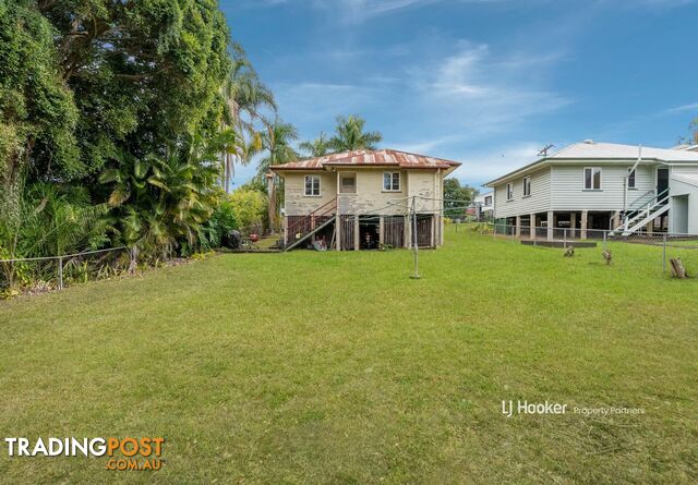 35 Steele Street HOLLAND PARK QLD 4121