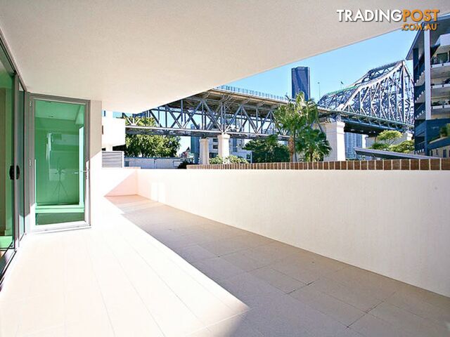 2111/25 Anderson Street KANGAROO POINT QLD 4169 - photo 2 of 18