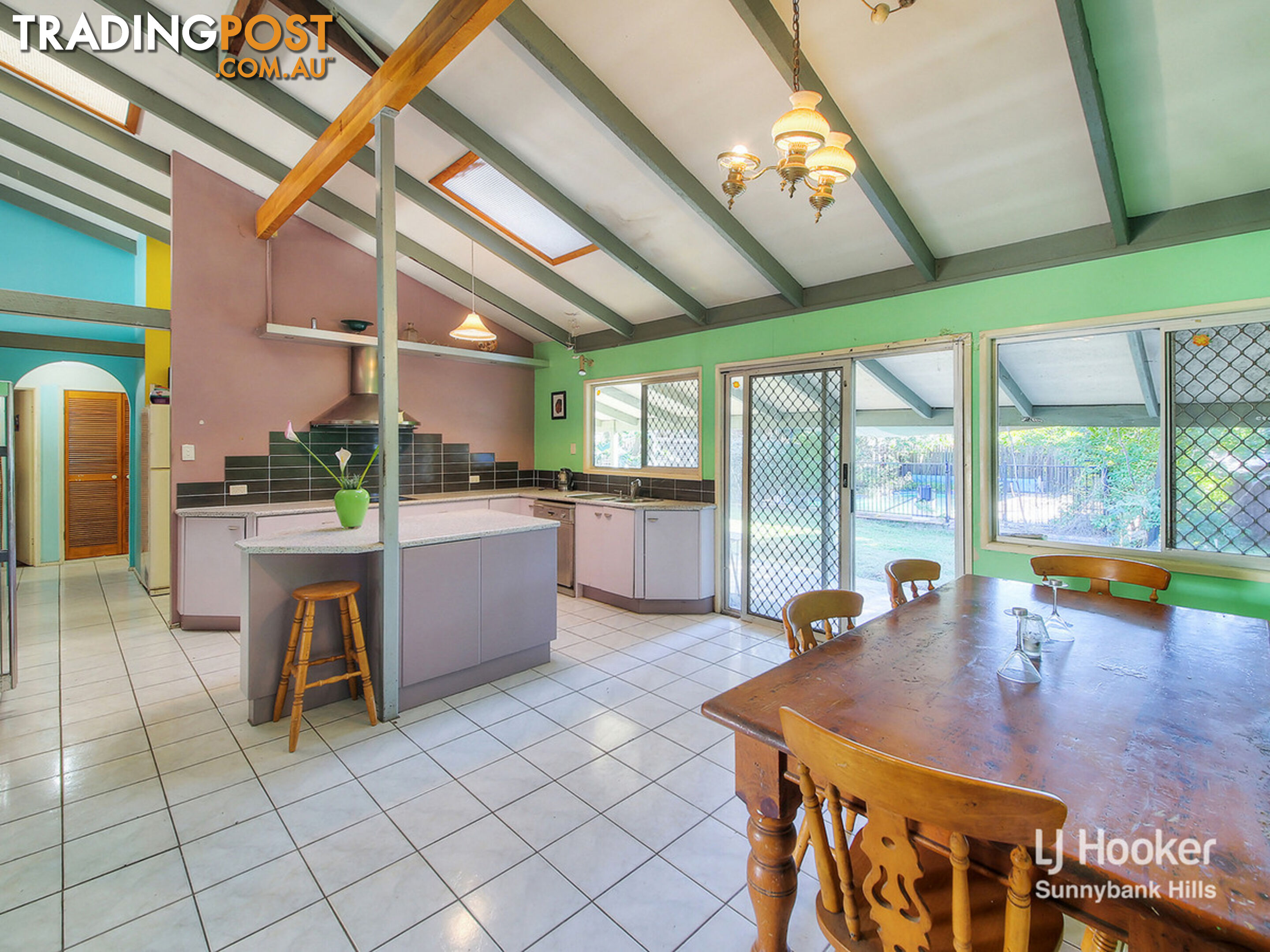 31  Street MACGREGOR QLD 4109