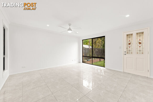 7 Muscovy Place FOREST LAKE QLD 4078 - photo 3 of 20