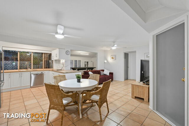 40 Chesterfield Crescent KURABY QLD 4112 - photo 5 of 25