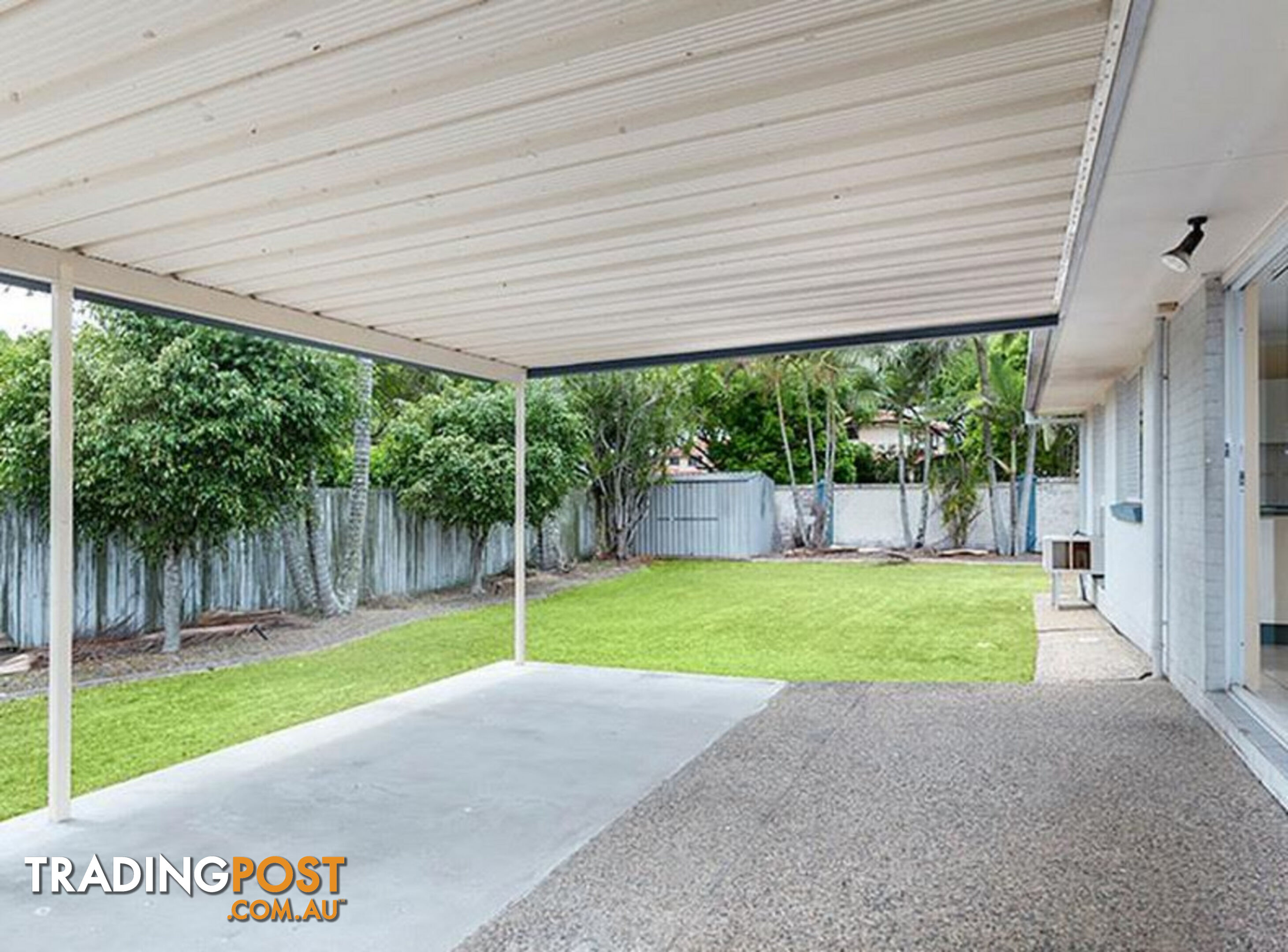 27 The Avenue SUNNYBANK HILLS QLD 4109