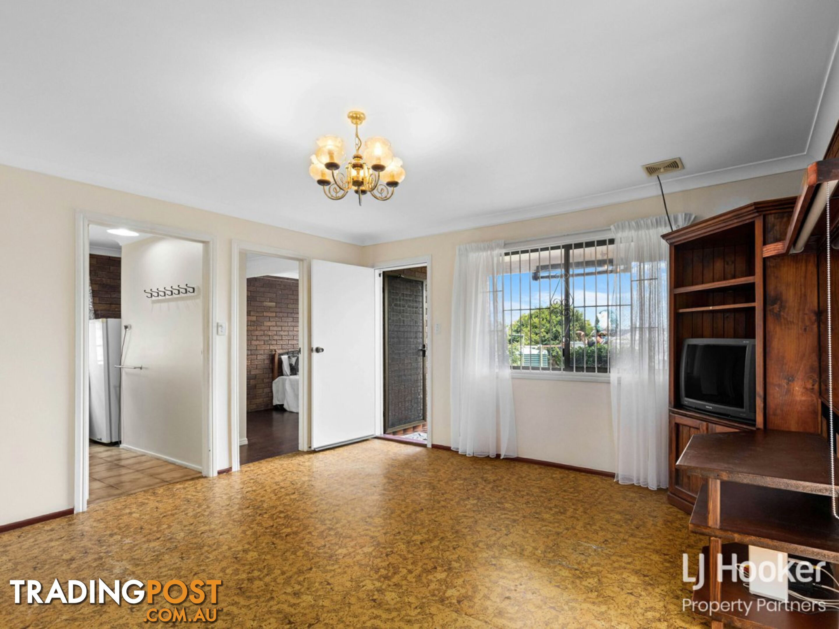 32A Hockings Street HOLLAND PARK WEST QLD 4121