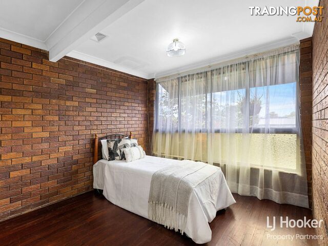 32A Hockings Street HOLLAND PARK WEST QLD 4121