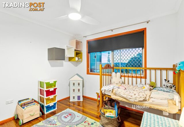 14 Stuart Street WOODRIDGE QLD 4114