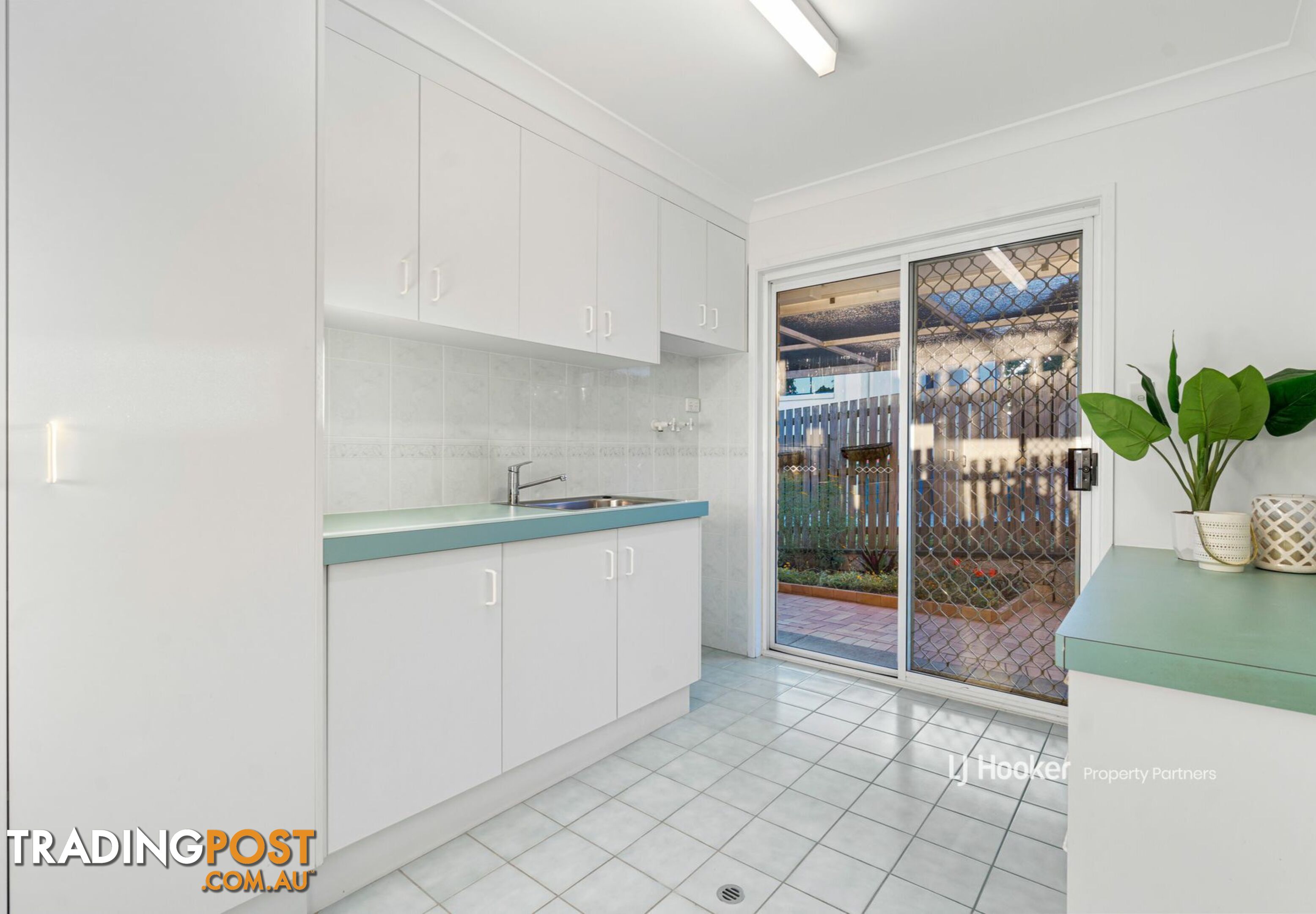 77 Dixon Street SUNNYBANK QLD 4109