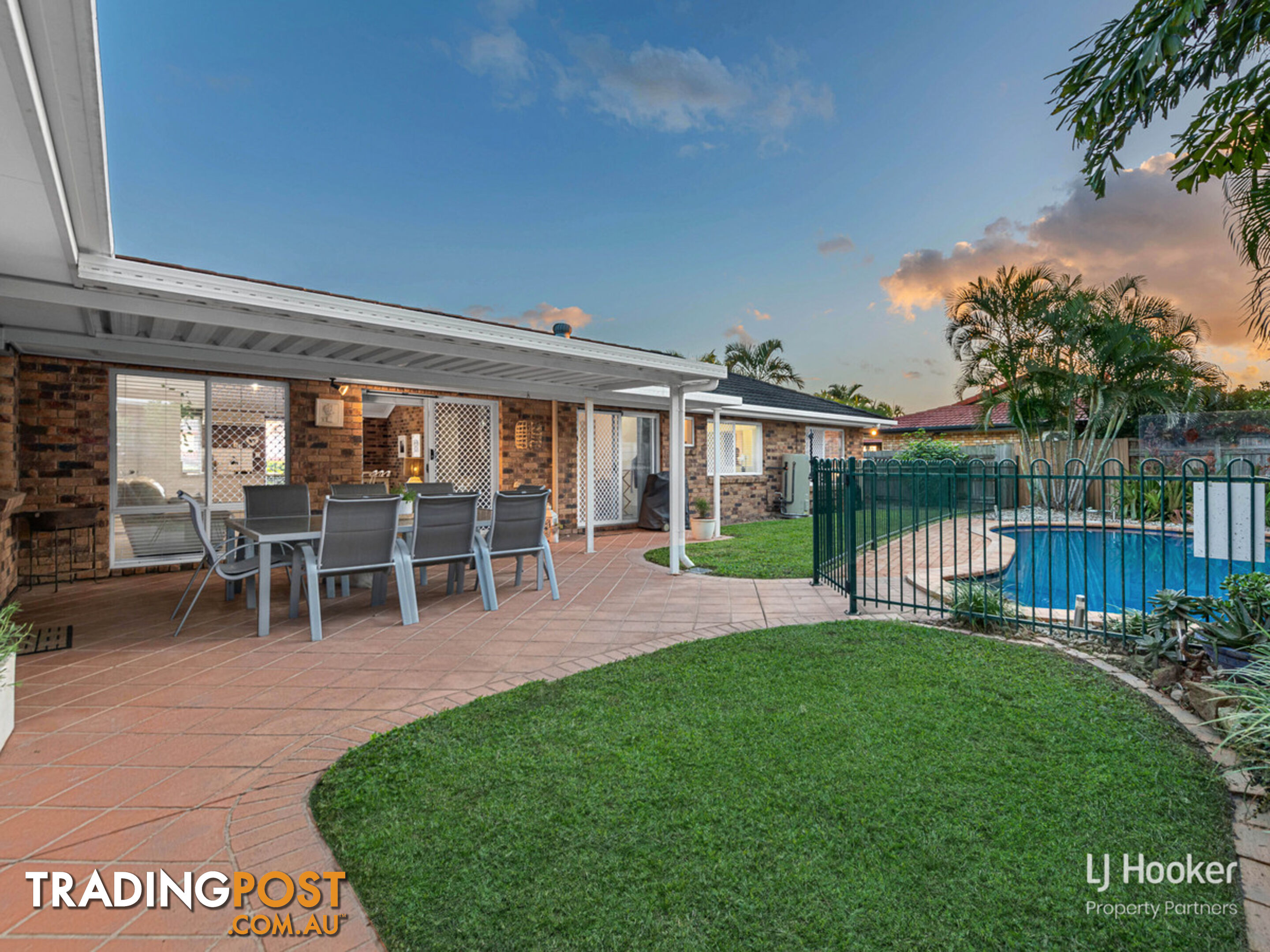 2 Pinecroft Close CALAMVALE QLD 4116