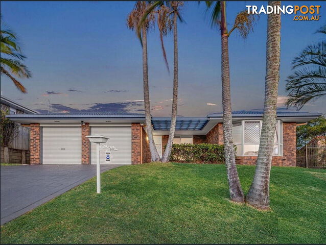 8 Gilgo Street WISHART QLD 4122